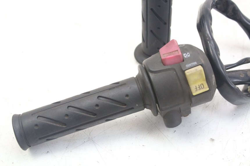 photo de COMMODO DROIT KYMCO X-CITING XCITING 400 (2014 - 2018) - Autre angle de vue