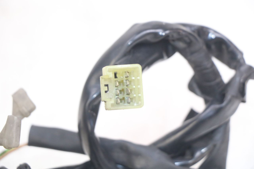 photo de COMMODO DROIT YAMAHA X-MAX XMAX 125 (2010 - 2013) - Zoom état d’usage