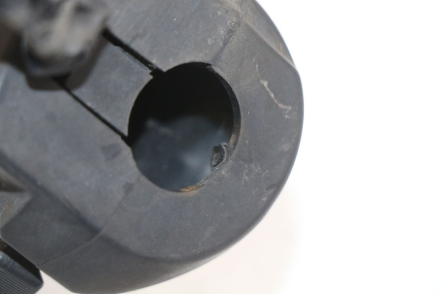 photo de COMMODO DROIT YAMAHA X-MAX XMAX 125 (2010 - 2013) - Vue d’ensemble