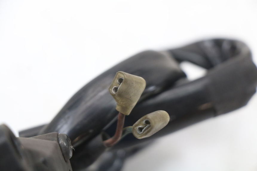 photo de COMMODO DROIT YAMAHA X-MAX XMAX 125 (2010 - 2013) - Points de fixation