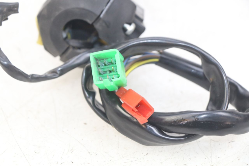 photo de COMMODO DROIT KYMCO X-TOWN XTOWN 125 (2016 - 2021) - Gros plan technique