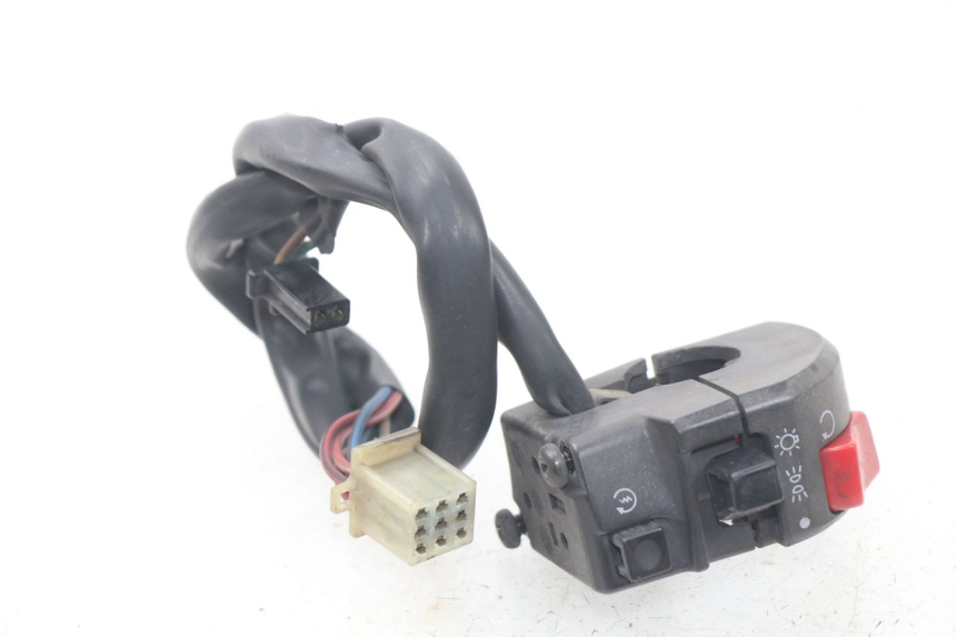 photo de COMMODO DROIT YAMAHA XJ600 XJ DIVERSION 600 (1992 - 1997) - Zoom état d’usage