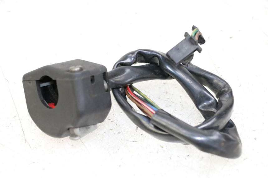 photo de COMMODO DROIT YAMAHA XJ600 XJ DIVERSION 600 (1992 - 1997) - Zoom état d’usage