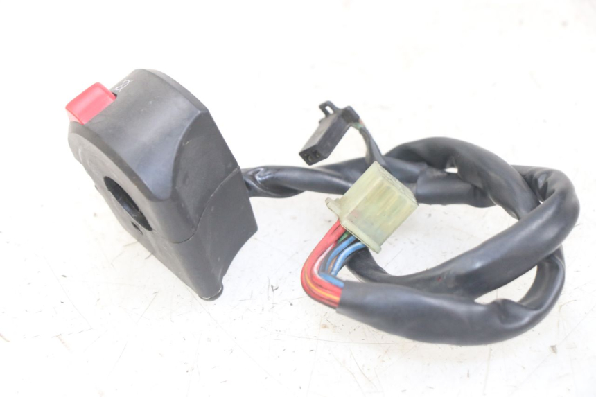 photo de COMMODO DROIT YAMAHA XJN DIVERSION 600 (2000 - 2003) - Autre angle de vue