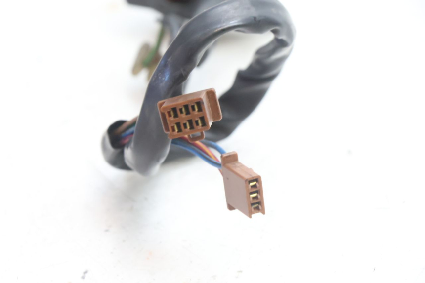 photo de COMMODO DROIT YAMAHA XJR 1300 (1998 - 2002) - État de surface
