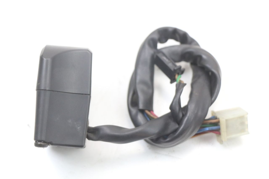 photo de COMMODO DROIT YAMAHA XJS DIVERSION 600 (1997 - 1999) - Autre angle de vue