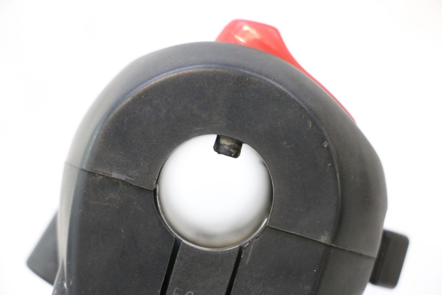photo de COMMODO DROIT YAMAHA XP T-MAX ABS 500 (2005 - 2005) - Pièce contrôlée
