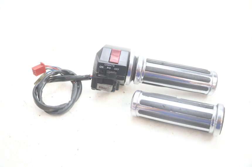 photo de COMMODO DROIT YAMAHA XV VIRAGO 535 (1988 - 2004) - Vue principale