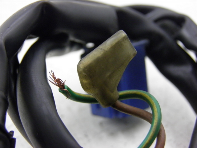 photo de COMMODO DROIT YAMAHA TDM 900 (2004 - 2006) - Vue d’ensemble