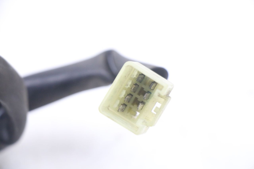 photo de COMMODO DROIT YAMAHA X-MAX XMAX ABS 250 (2010 - 2014) - État de surface