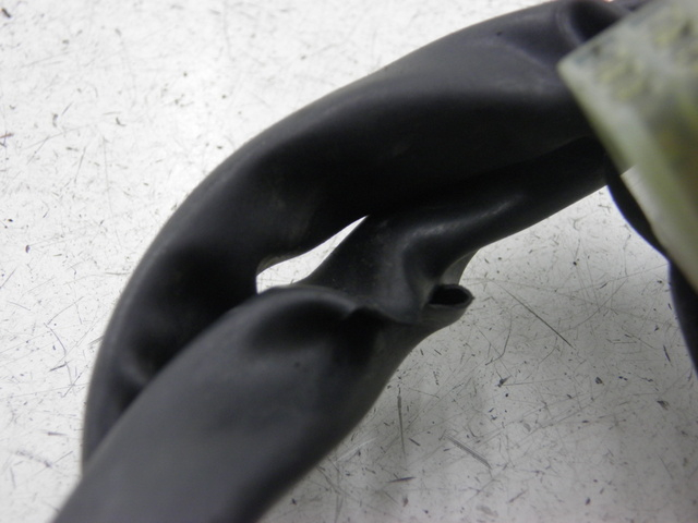 photo de COMMODO DROIT YAMAHA XJS DIVERSION 600 (2000 - 2003) - Autre angle de vue