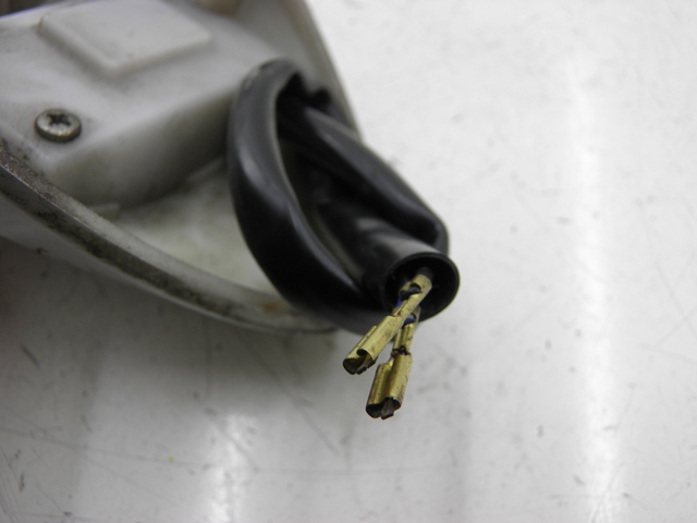 photo de COMMODO DROIT YAMAHA YN NEO'S 50 (1997 - 2004) - Zoom état d’usage