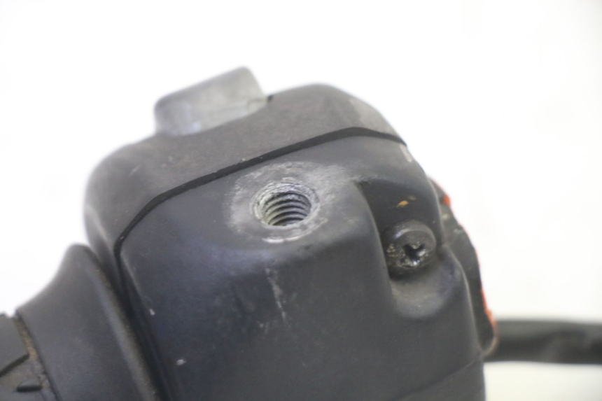 photo de COMMODO DROIT YAMAHA YP MAJESTY 125 (2007 - 2010) - Vue d’ensemble