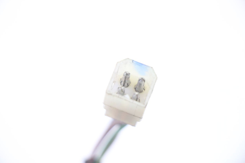 photo de COMMODO DROIT YAMAHA YP MAJESTY 125 (2007 - 2010) - État de surface