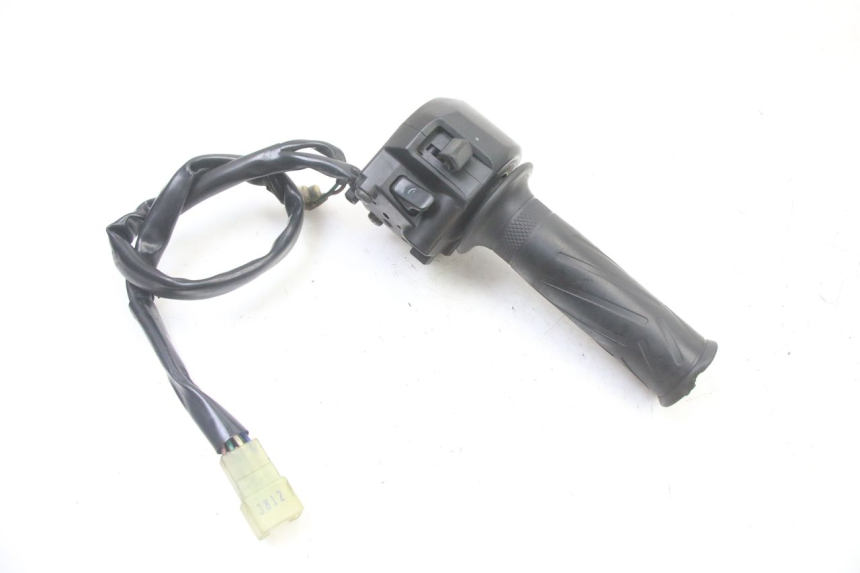 photo de COMMODO DROIT YAMAHA YP X-MAX XMAX 400 (2014 - 2017) - Vue principale