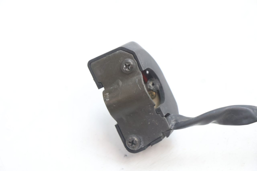 photo de COMMODO DROIT YAMAHA YZF R GENESIS 750 (1993 - 1998) - Vue d’ensemble