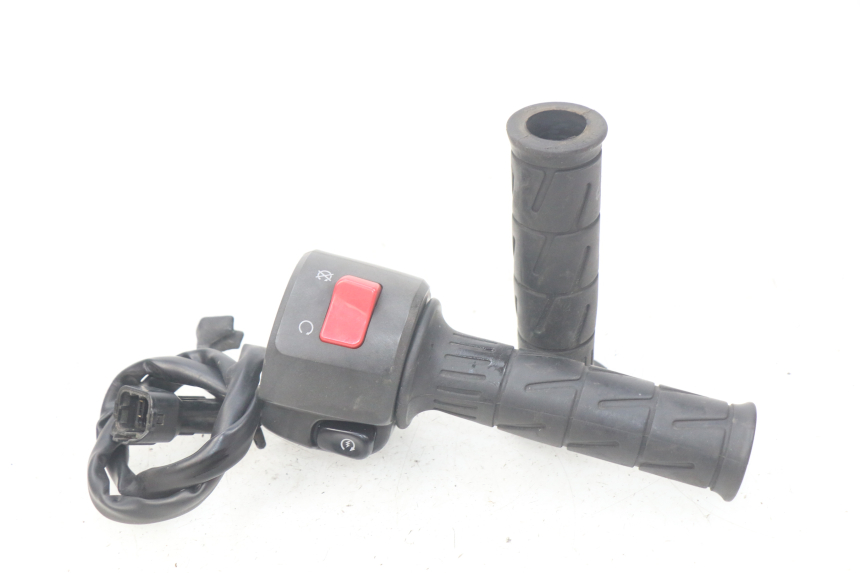 photo de COMMODO DROIT KAWASAKI Z S 750 (2003 - 2006) - Vue principale