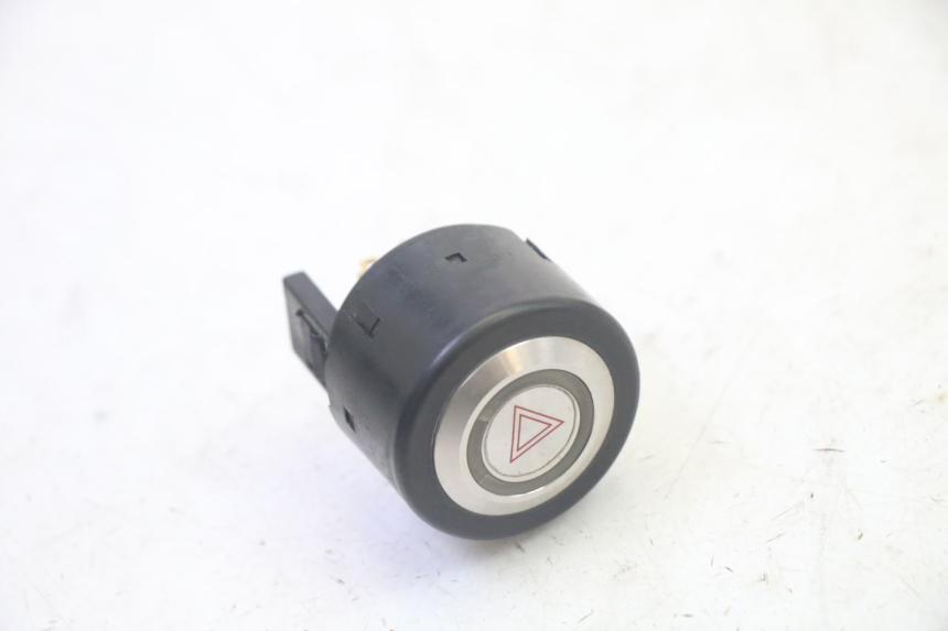 photo de COMMODO FEUX DETRESSE ADIVA AD3 300 (2014 - 2020) - Vue principale