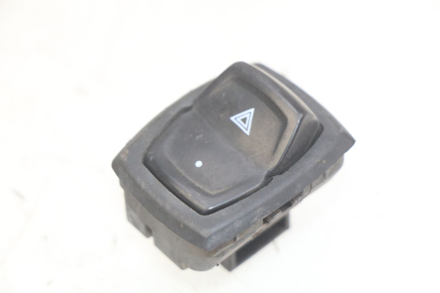 photo de COMMODO FEUX DETRESSE PEUGEOT DJANGO 4T 50 (2014 - 2019) - Vue principale