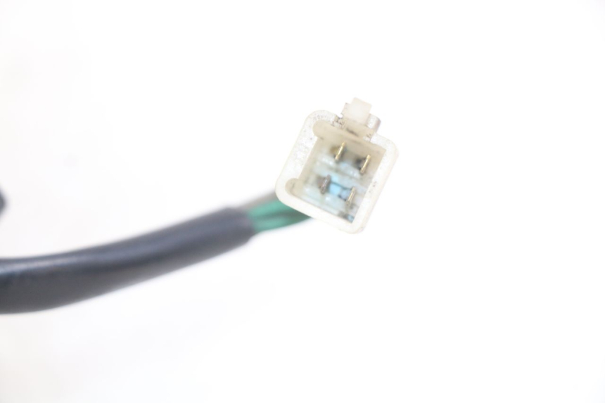 photo de COMMODO FEUX DETRESSE SYM GTS EFI 125 (2012 - 2016) - Zoom état d’usage