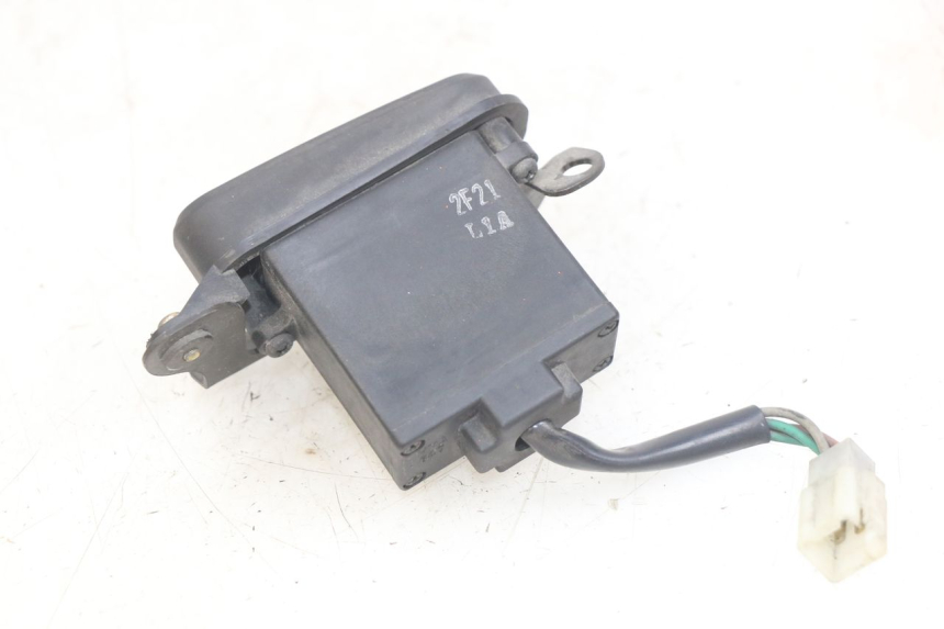 photo de COMMODO FEUX DETRESSE SYM GTS EFI 125 (2012 - 2016) - Autre angle de vue