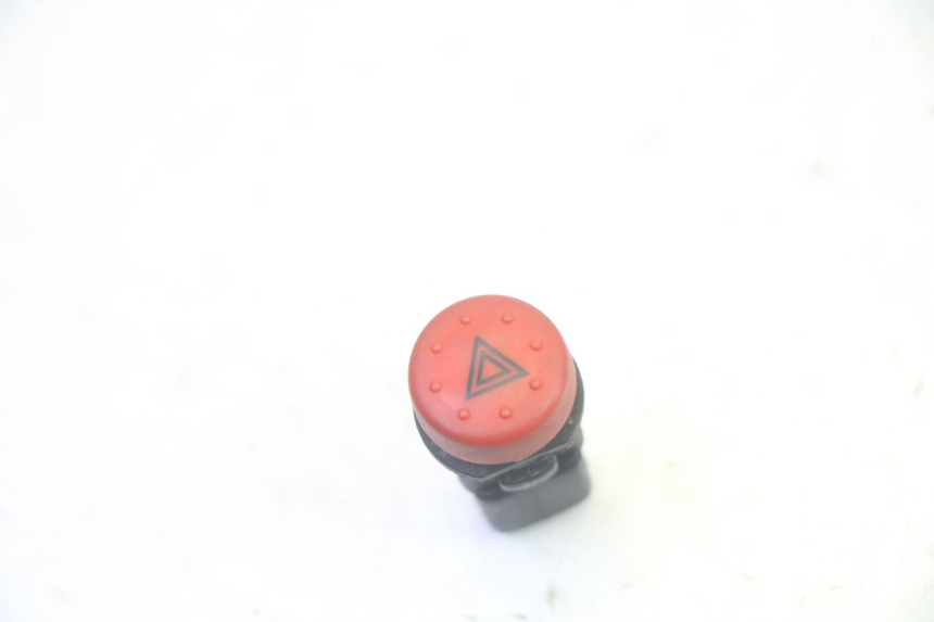 photo de COMMODO FEUX DETRESSE PIAGGIO MP3 125 (2006 - 2014) - Vue principale