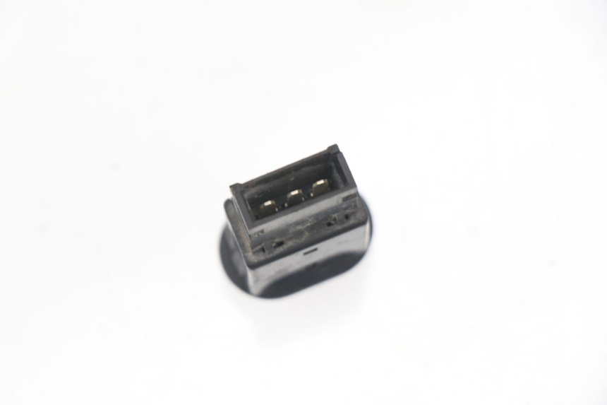 photo de COMMODO FEUX DETRESSE PEUGEOT SUM UP 125 (2008 - 2013) - Détail de la pièce