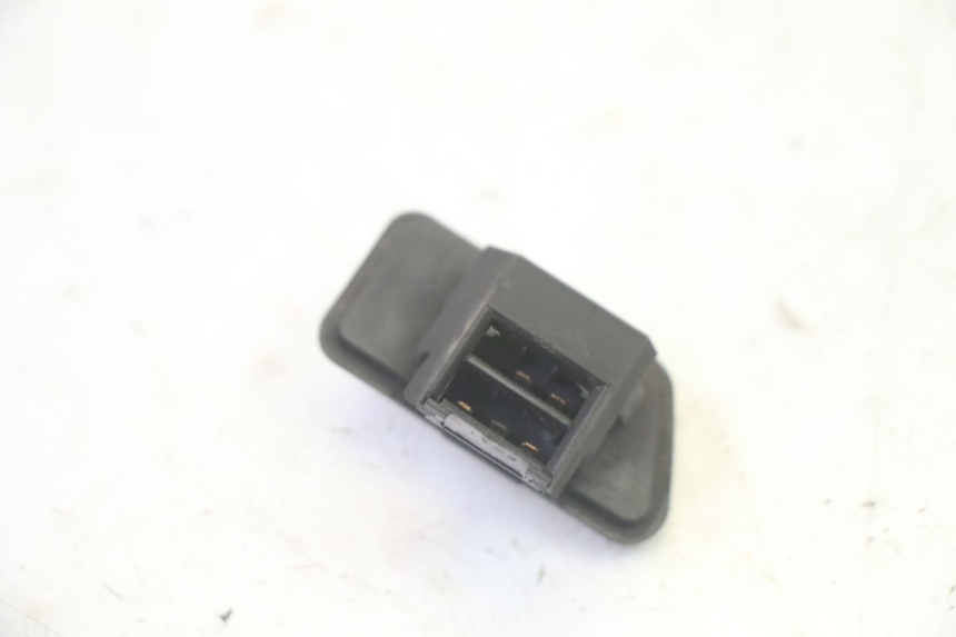 photo de COMMODO FEUX DETRESSE YAMAHA X-MAX XMAX 250 (2006 - 2009) - Autre angle de vue