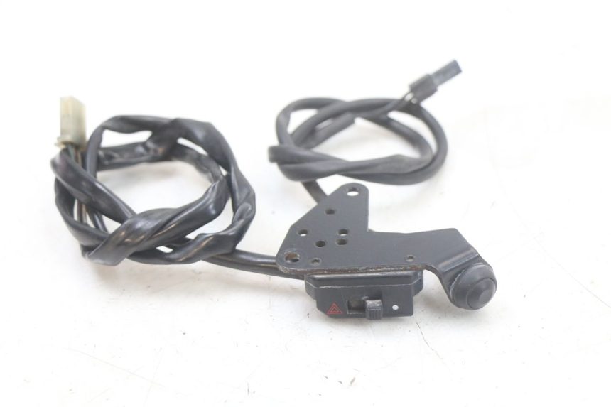 photo de COMMODO FEUX DETRESSE YAMAHA FJR ABS 1300 (2006 - 2012) - Vue principale