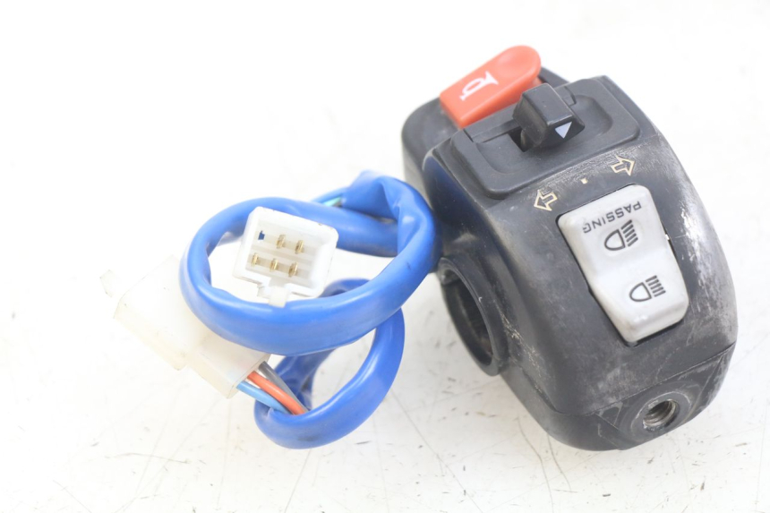 photo de COMMODO GAUCHE KYMCO AGILITY 16+ 4T 50 (2018 - 2023) - Détail de la pièce