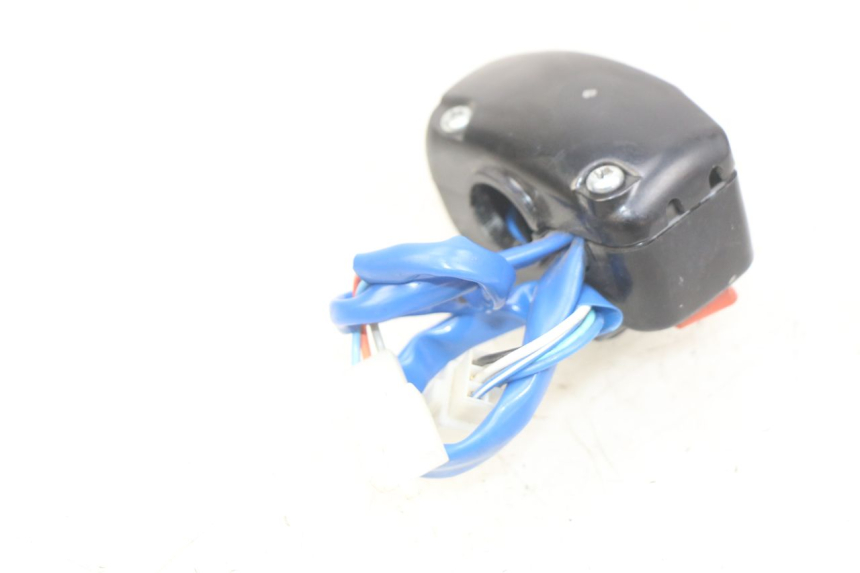 photo de COMMODO GAUCHE KYMCO AGILITY 16+ 4T 50 (2018 - 2023) - Zoom état d’usage