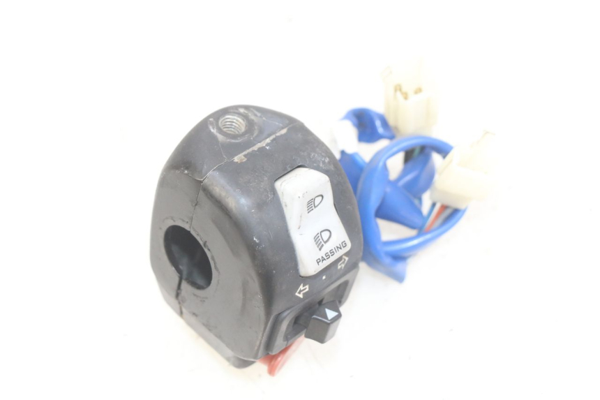 photo de COMMODO GAUCHE KYMCO AGILITY 16+ 4T 50 (2018 - 2023) - Points de fixation