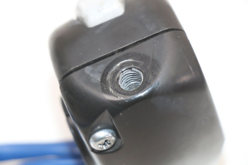 photo de COMMODO GAUCHE KYMCO AGILITY 4T 50 (2018 - 2022) - Vue d’ensemble