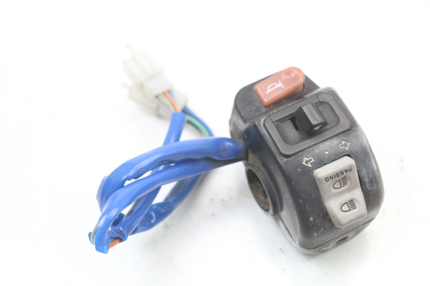 photo de COMMODO GAUCHE KYMCO AGILITY 4T 50 (2005 - 2018) - Zoom état d’usage