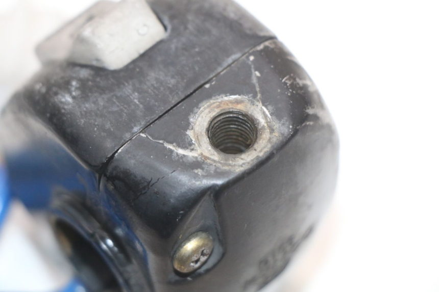 photo de COMMODO GAUCHE KYMCO AGILITY 4T 50 (2005 - 2018) - Gros plan technique