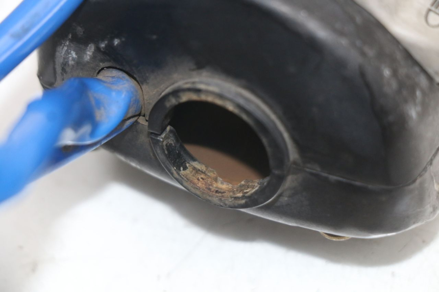 photo de COMMODO GAUCHE KYMCO AGILITY 4T 50 (2005 - 2018) - Points de fixation