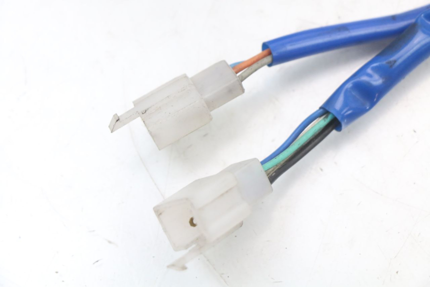 photo de COMMODO GAUCHE KYMCO AGILITY 4T 50 (2005 - 2018) - État de surface