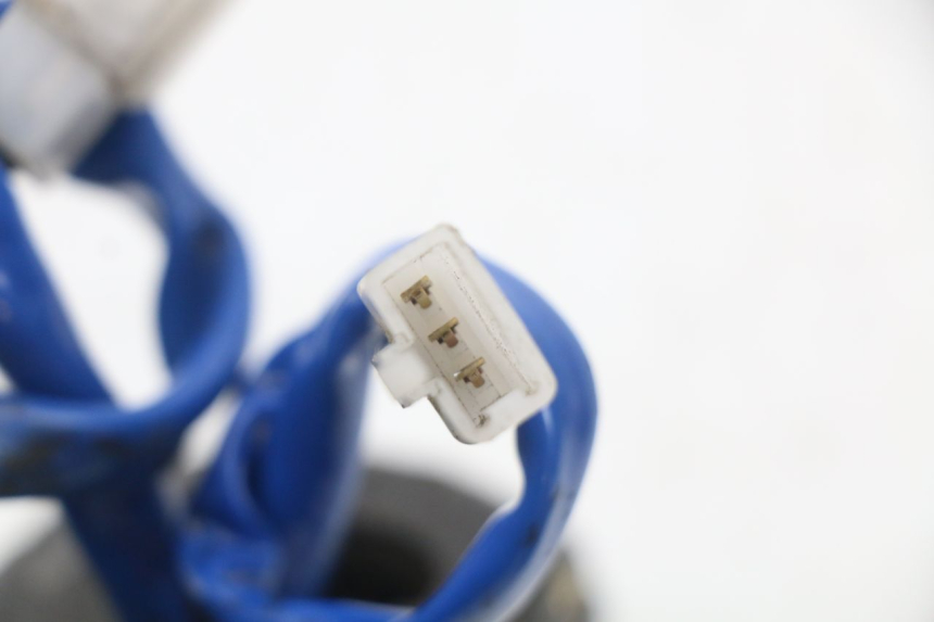 photo de COMMODO GAUCHE KYMCO AGILITY 4T 50 (2005 - 2018) - État de surface