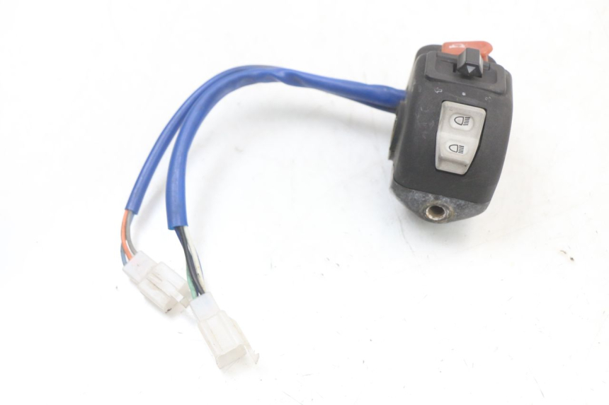 photo de COMMODO GAUCHE KYMCO AGILITY 4T 50 (2005 - 2018) - Autre angle de vue