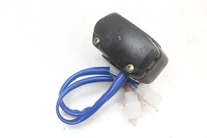 photo de COMMODO GAUCHE KYMCO AGILITY 4T 50 (2005 - 2018) - Vue d’ensemble