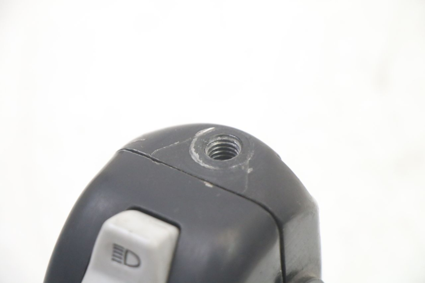 photo de COMMODO GAUCHE KYMCO AGILITY 4T 50 (2018 - 2022) - Autre angle de vue