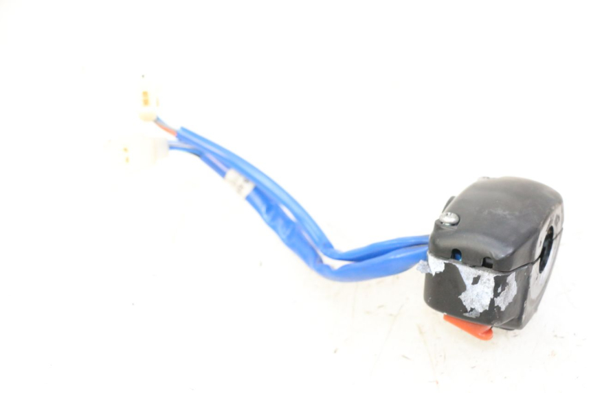 photo de COMMODO GAUCHE KYMCO AGILITY 4T 50 (2018 - 2022) - Gros plan technique