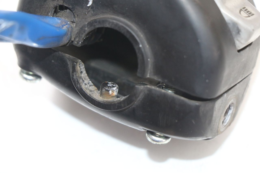 photo de COMMODO GAUCHE KYMCO AGILITY CARRY 50 (2011 - 2020) - Pièce contrôlée