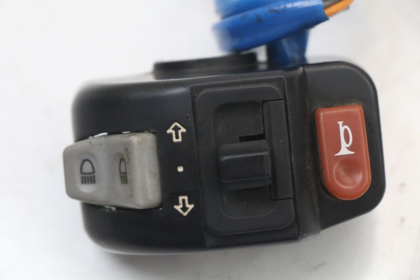 photo de COMMODO GAUCHE KYMCO AGILITY PREMIUM 50 (2007 - 2010) - Autre angle de vue