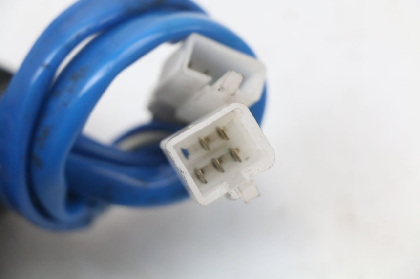 photo de COMMODO GAUCHE KYMCO AGILITY PREMIUM 50 (2007 - 2010) - Points de fixation