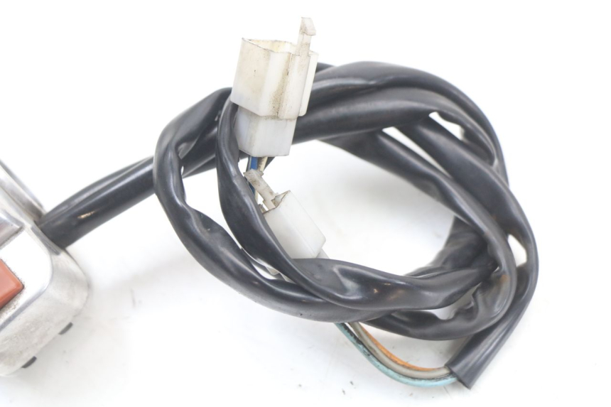 photo de COMMODO GAUCHE KYMCO AGILITY RS 4T 50 (2009 - 2013) - Zoom état d’usage