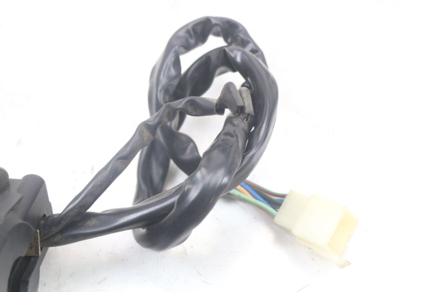 photo de COMMODO GAUCHE JONWAY AZTRAL 125 (2008 - 2017) - État de surface