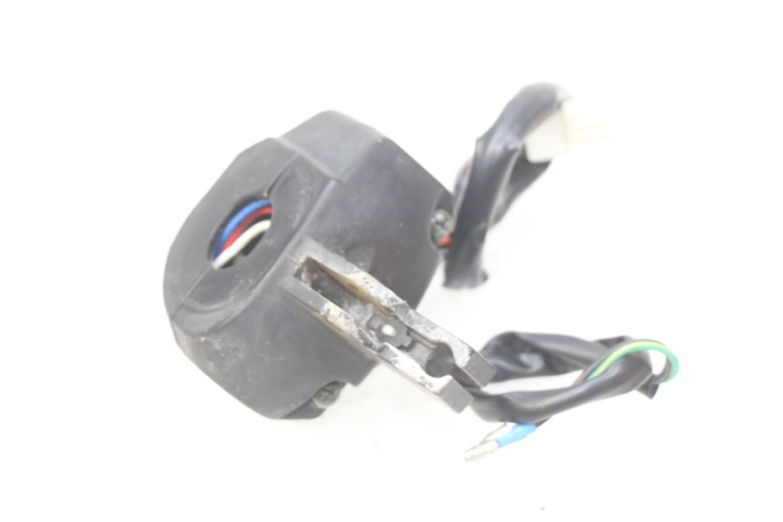 photo de COMMODO GAUCHE TAOTAO BEATBOX 2 50 (2005 - 2017) - Détail de la pièce