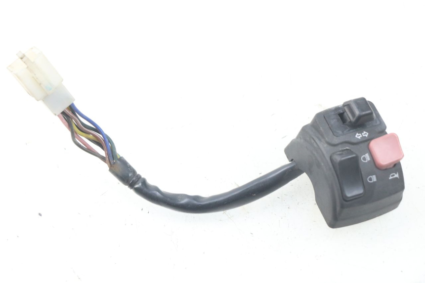 photo de COMMODO GAUCHE MBK BOOSTER SPIRIT 50 (2004 - 2017) - Zoom état d’usage