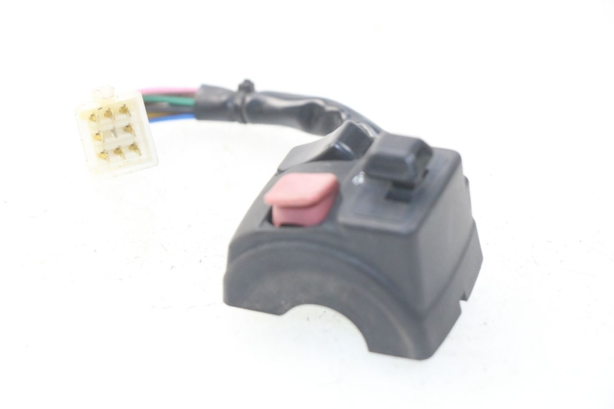 photo de COMMODO GAUCHE YAMAHA BW'S 50 (2004 - 2017) - Autre angle de vue